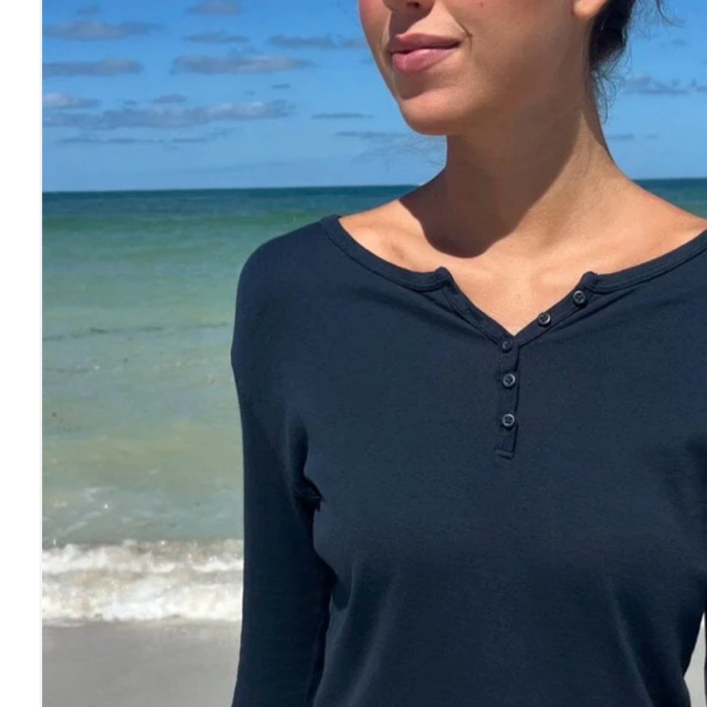 Brandy Melville Dark Blue Long Sleeve Henley size large
